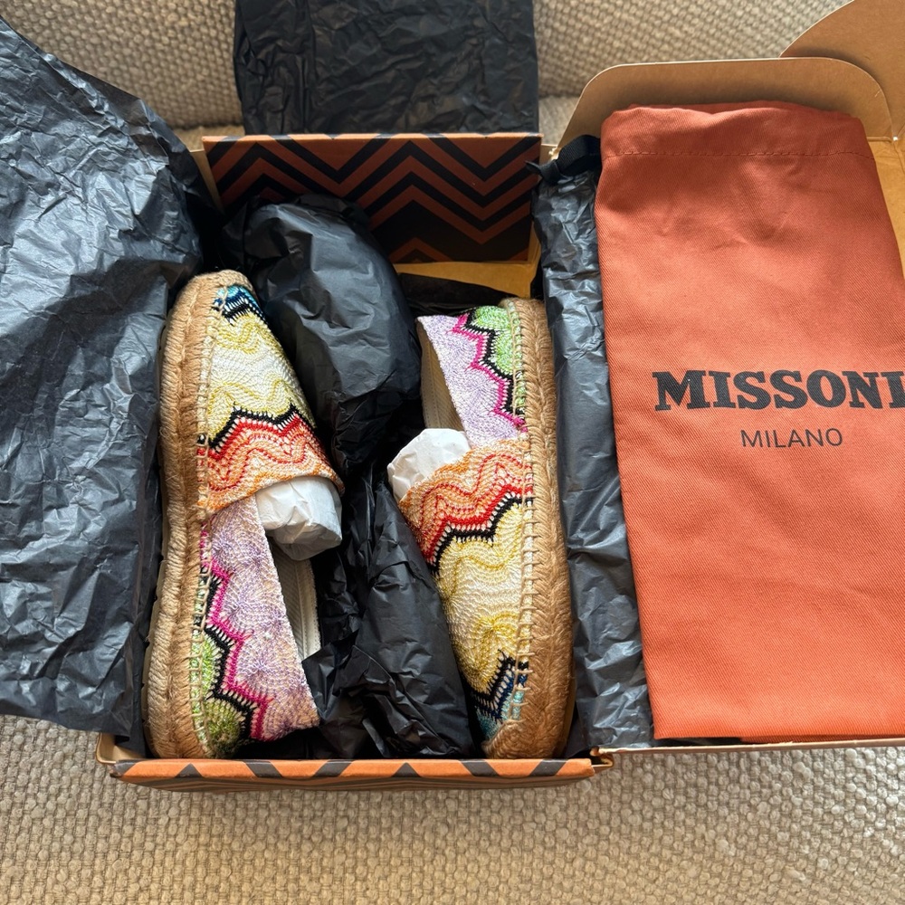 Authentic MISSONI Espradrilles NEW in box